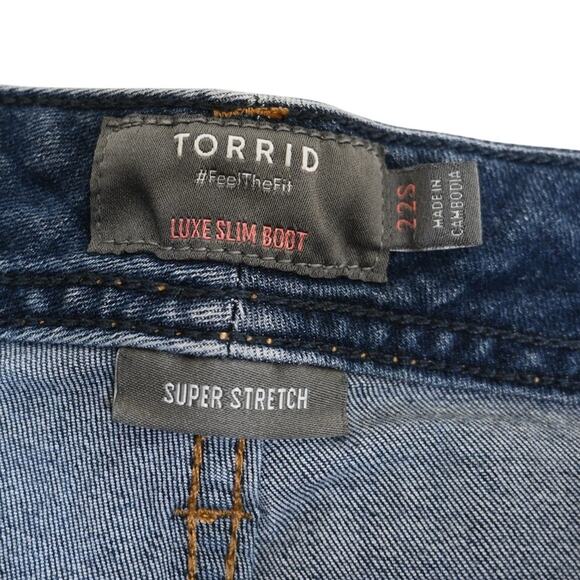 Torrid Women's 22 Plus Short Luxe Slim Boot Jean - Picture 9 of 11